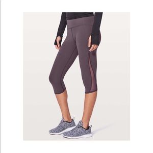 Lululemon train times crop